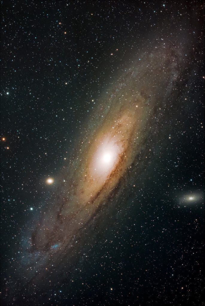 photo of Andromeda taken with William Optics FLT 132 APO triplet refractor. William Optics Adjustable Flattener/Focal Reducer x0.72. Optolong L-Pro broadband filter. Zwo ASI2600MC Pro OSC Cooled Deepsky camera. Celestron CGX equatorial mount