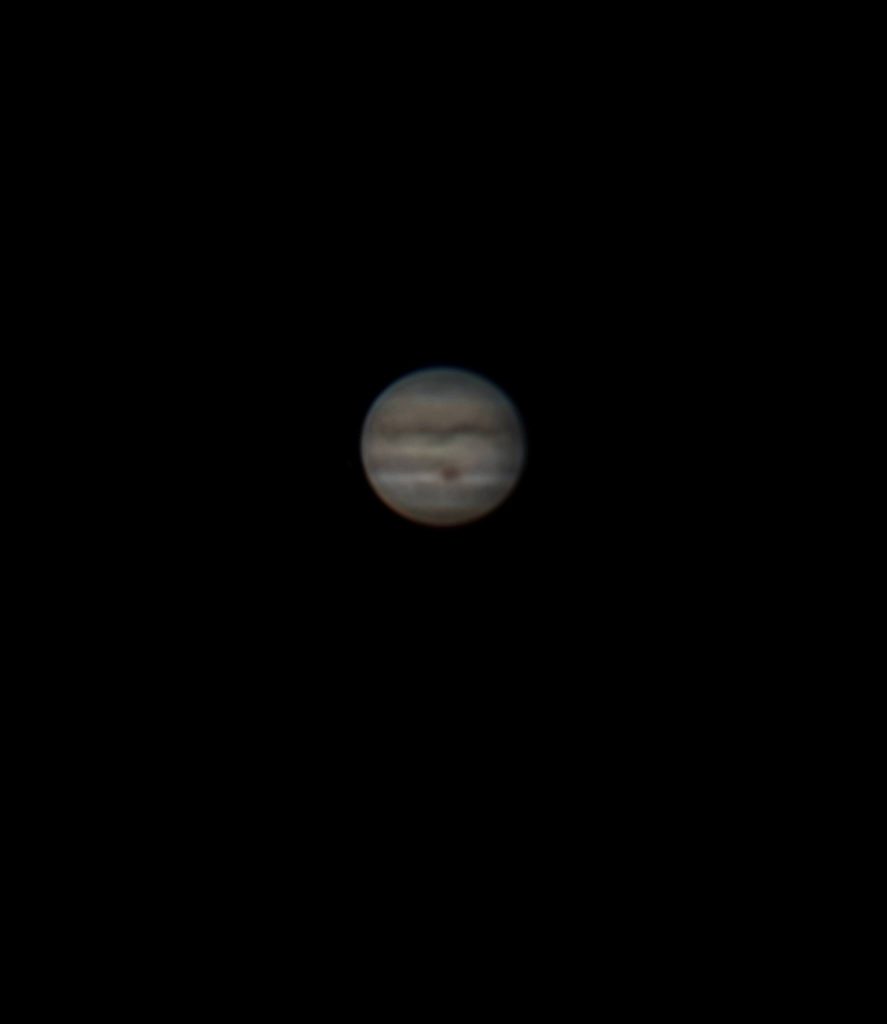Jupiter image with a telescope. Celestron C8 and Galaxy S9+. 9mm Orthoscopic eyepiece. Celestron NexYZ smartphone adapter. Single exposures stacked and processed in Lynkeos.